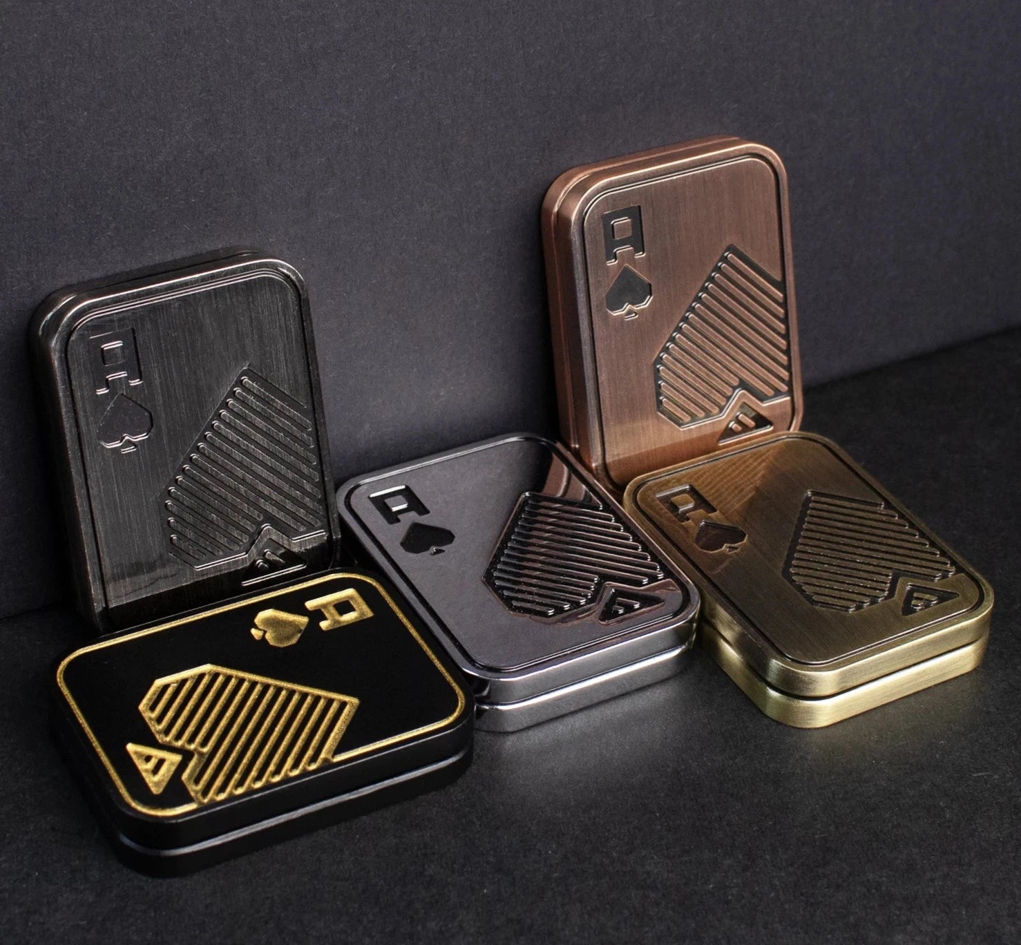 Fidget Slider de Metal – Alívio de Stress, Íman Magnético, Design Resistente Fidget Slider de Metal – Alívio de Stress, Íman Magnético, Design Resistente